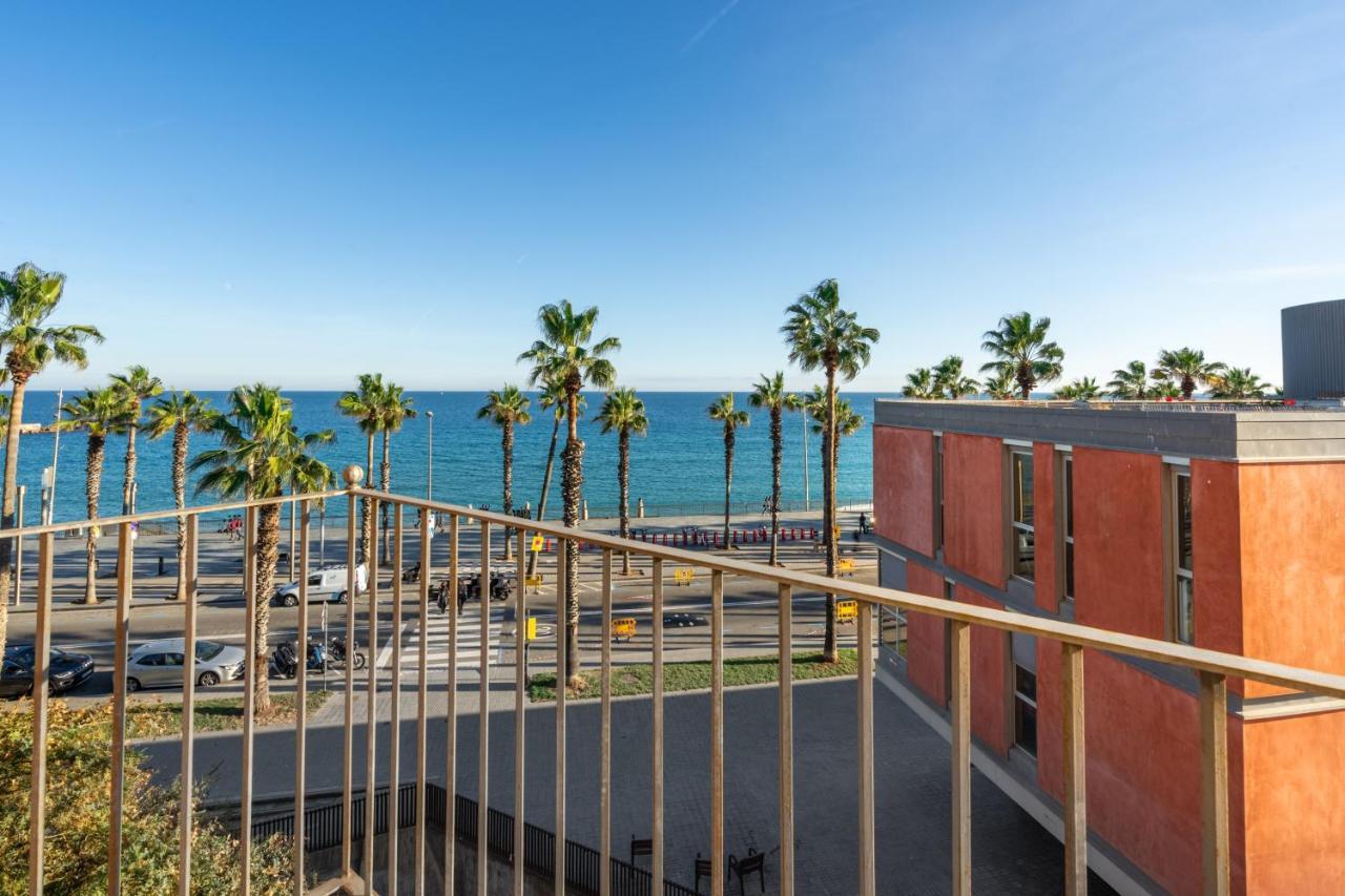 Kronos On The Beach Suite 3 Барселона Экстерьер фото